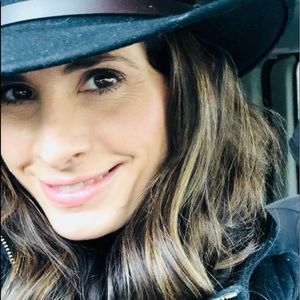 Meet your Posher, Ines